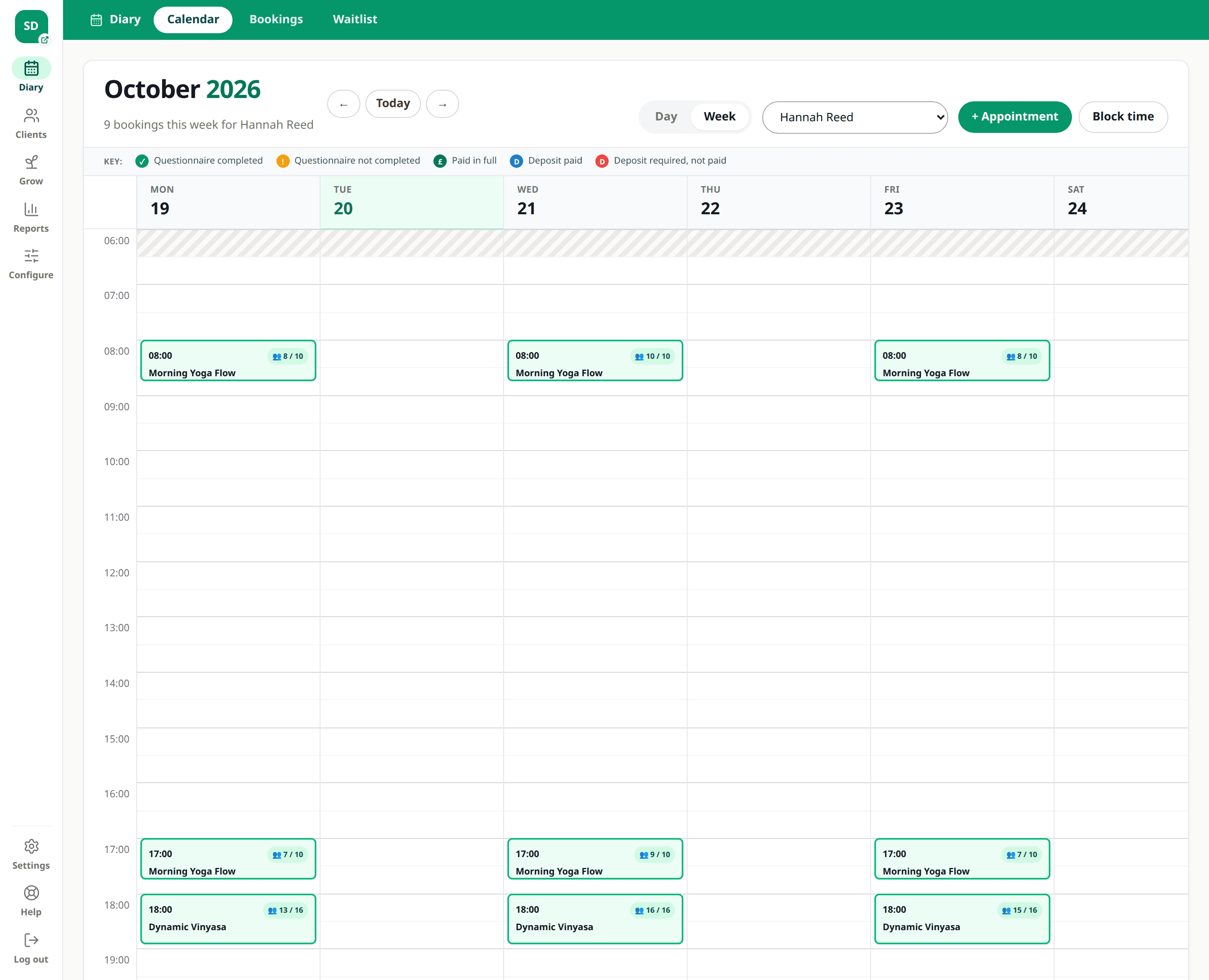 Slotivo diary in Week view for a yoga teacher, showing each class with how many of its spaces are booked